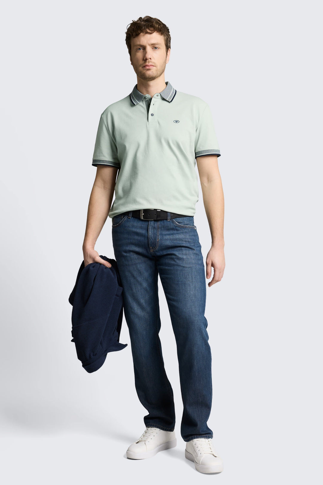 Vue de face polo Tom Tailor pour homme bleu à manches courtes - Valérie Simon