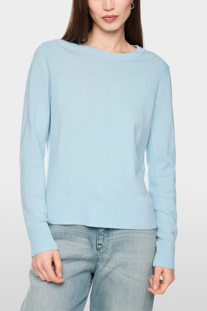 Vue de côté pull léger Marc Cain pour femme bleu avec manches longues - Valérie Simon