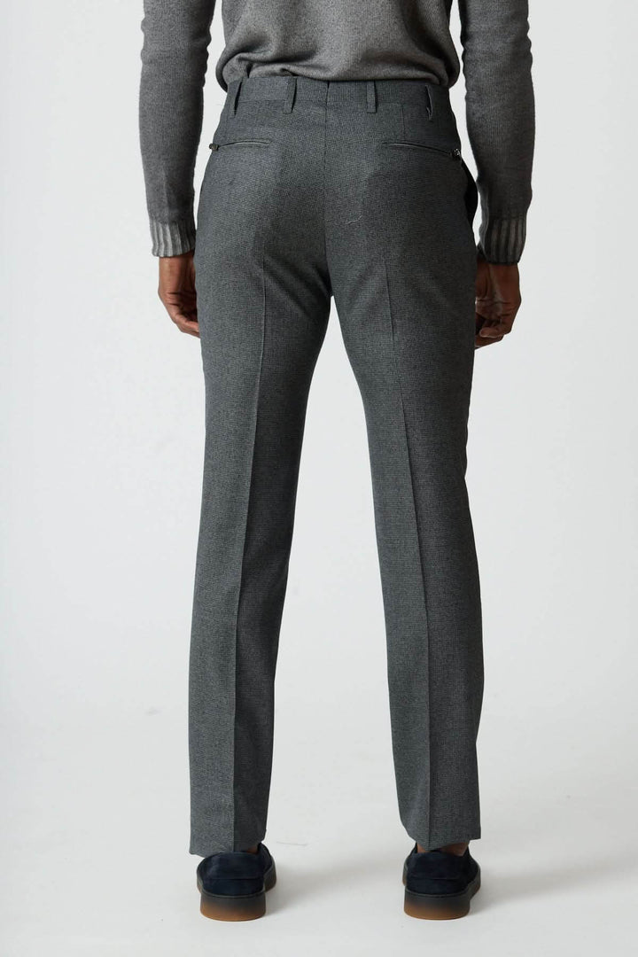 Pantalon habillé en laine à petits carreaux