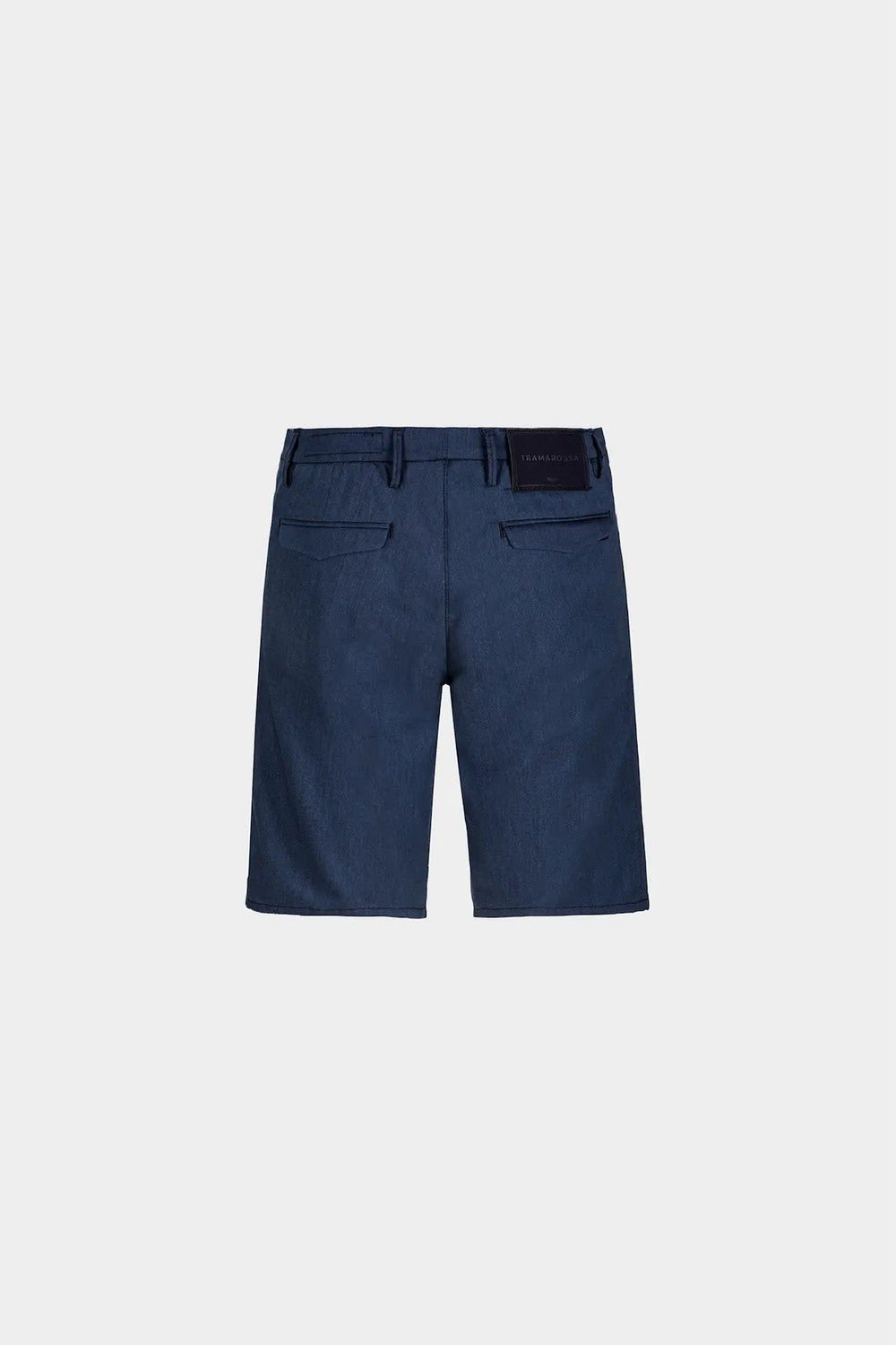Vue de face short extensible effet denim Tramarossa pour homme bleu avec revers - Valérie Simon