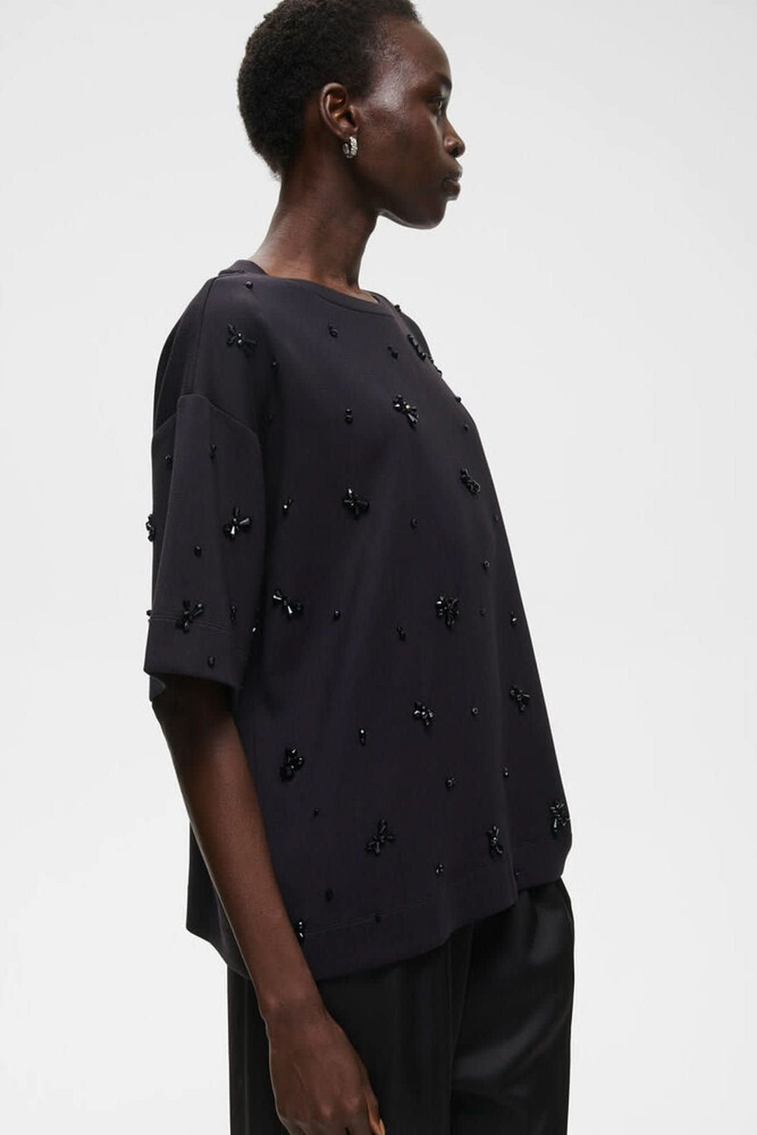 T-shirt orné de perles et cristaux vue de face pour femme Inwear