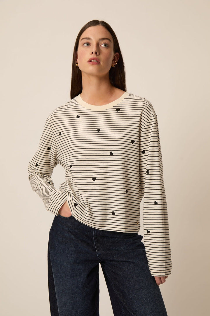 T-shirt rayé à cœurs brodés Josephine vue de face pour femme Des Petits Hauts