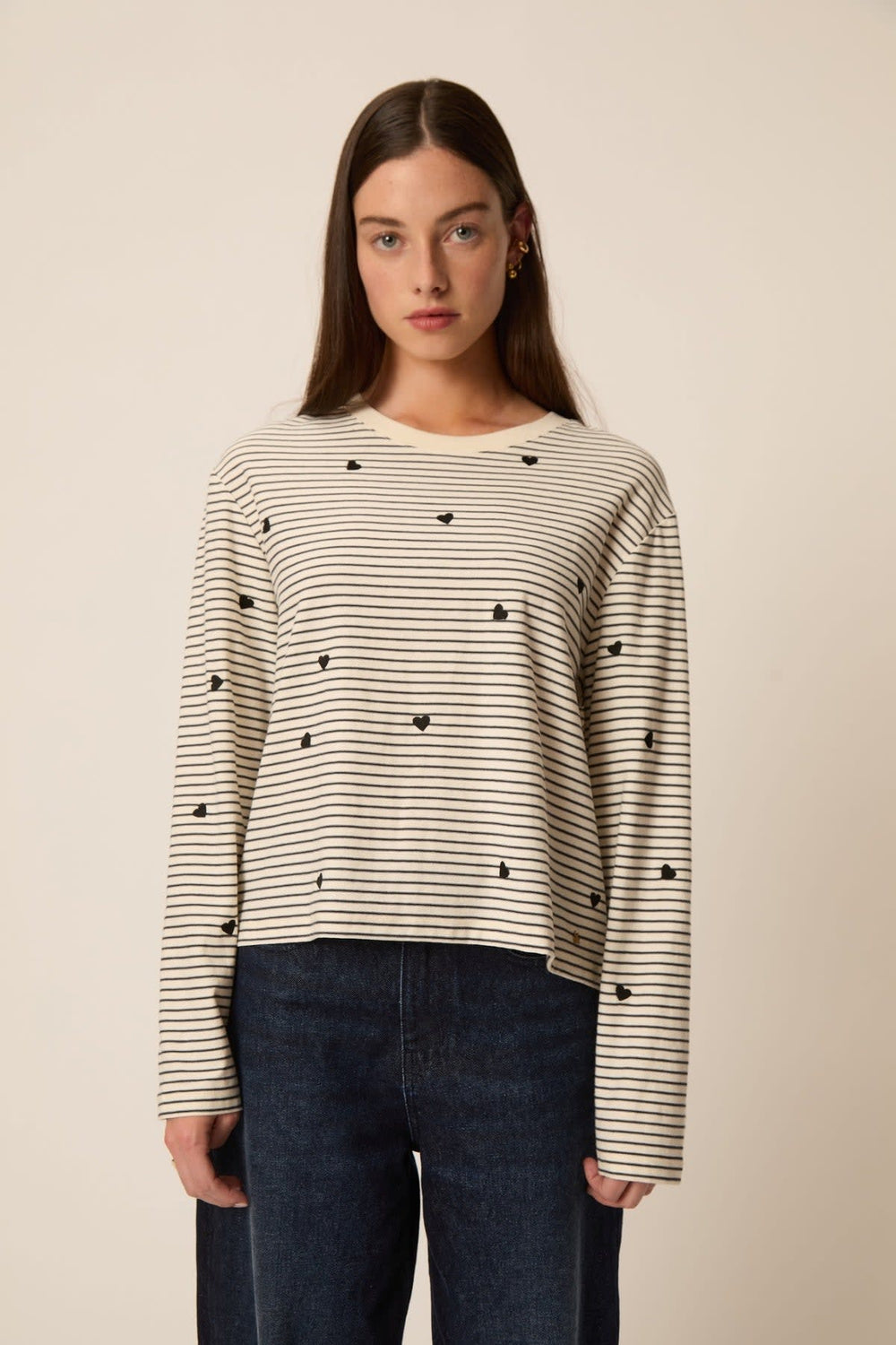 T-shirt rayé à cœurs brodés vue de face pour femme Des Petits Hauts