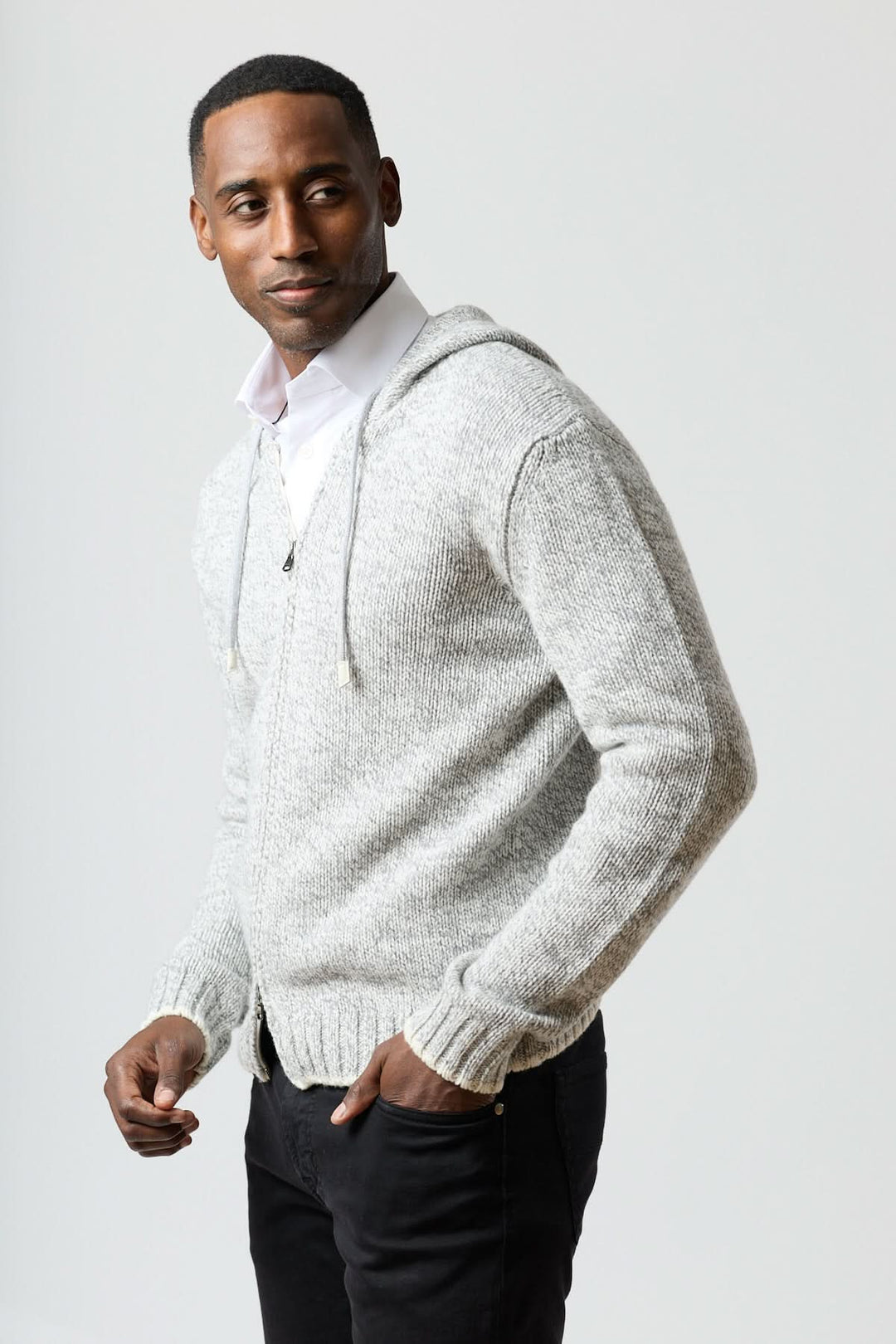 Chandail zippé à capuche texturé