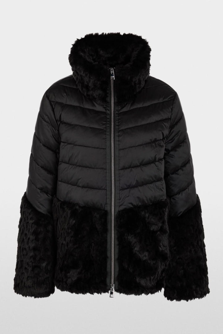 Veste matelassée avec fausse fourrure