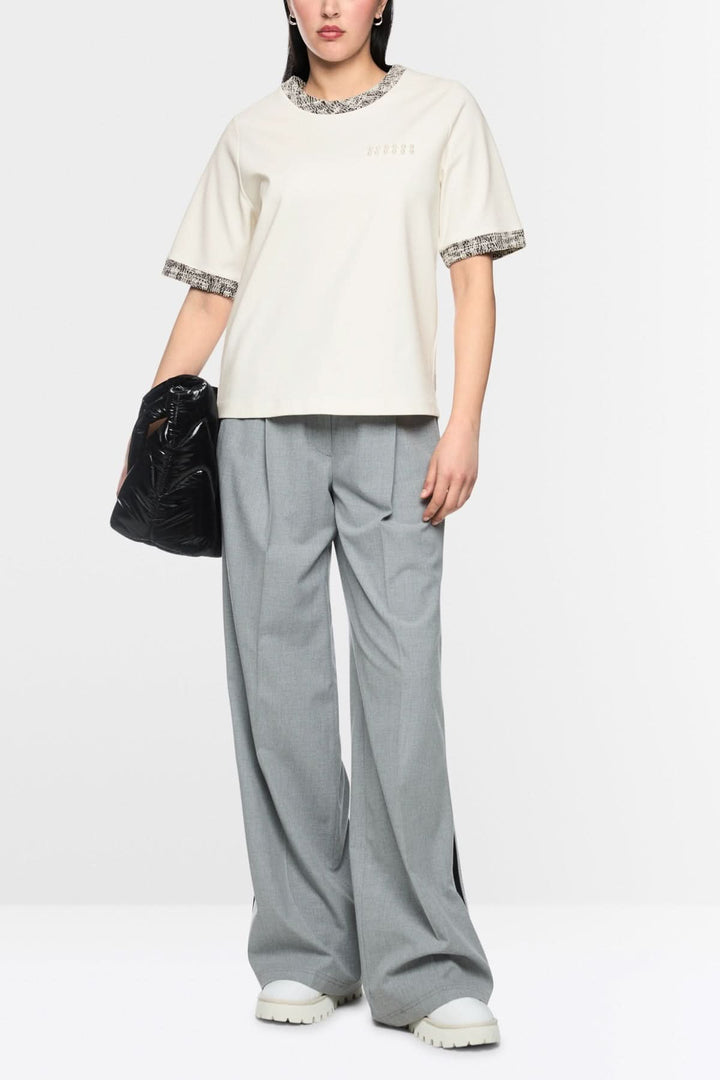 T-shirt avec détails bouclés et perles