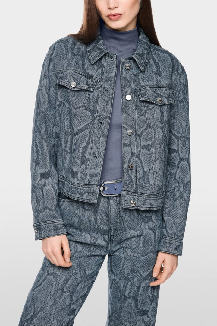 Veste en jean Marc Cain imprimé serpent vue de côté, couleur gris-vert - Valérie Simon