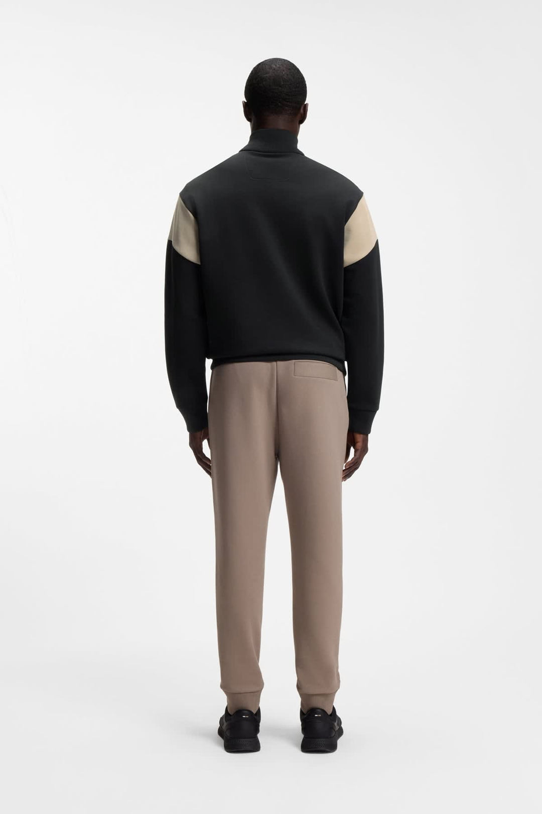 Veste zippée à blocs contrastants vue de face pour homme Hugo Boss