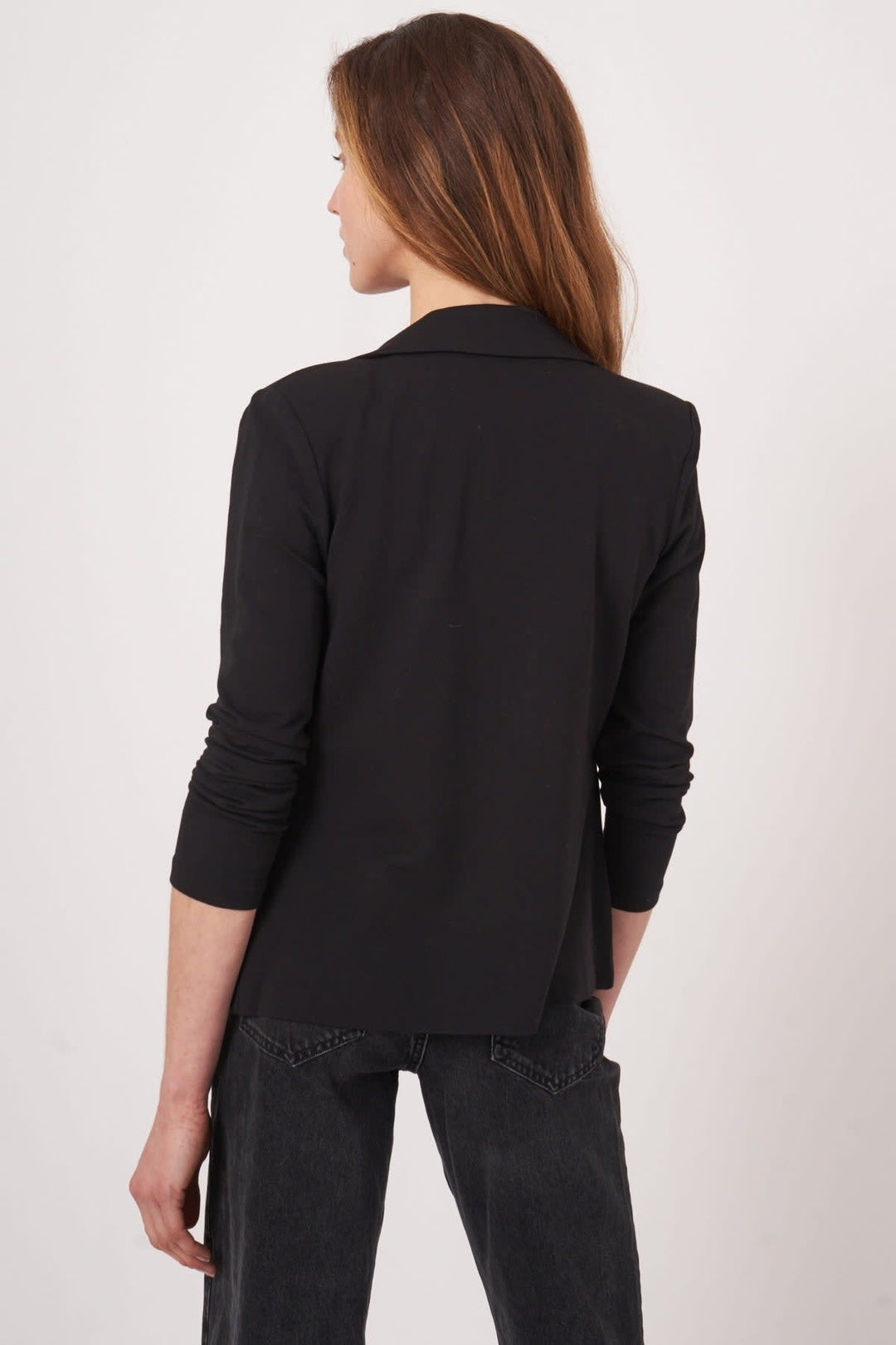 Vue de face veston Repeat Cashmere femme beige deux boutons - Valérie Simon