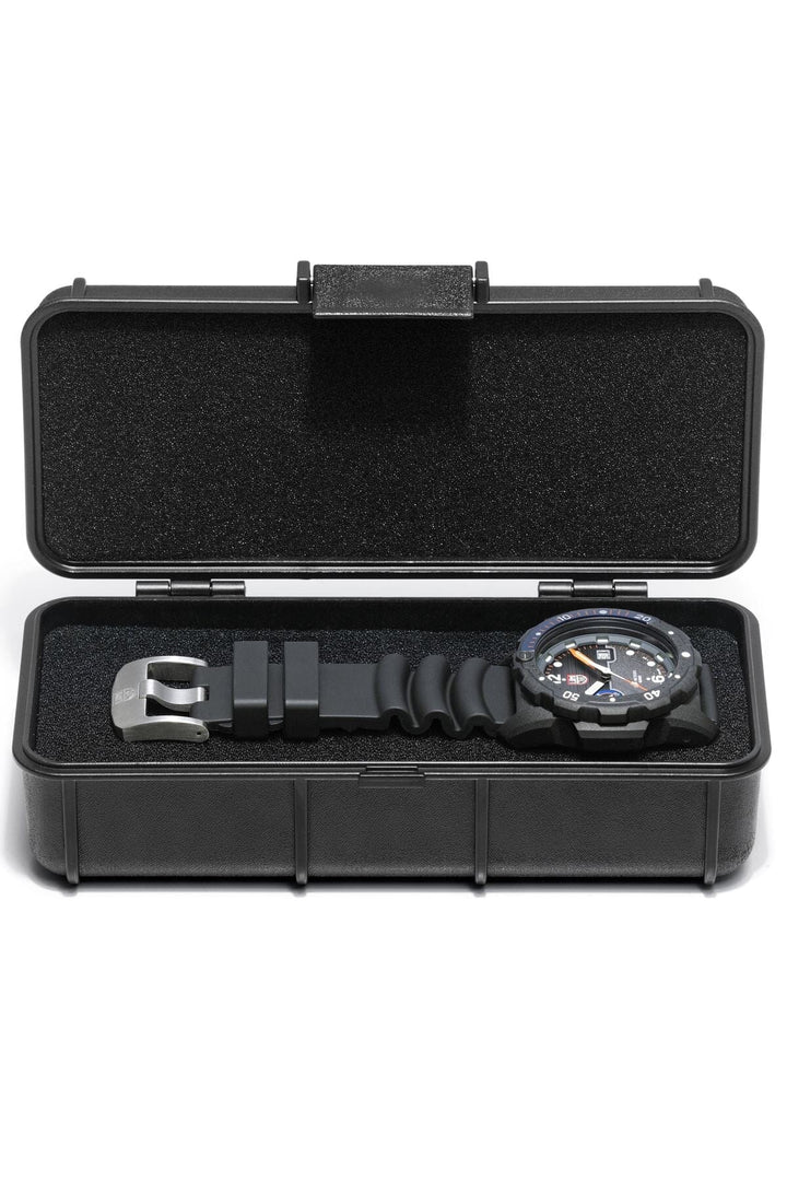 Montre Bear Grylls 3723 Homme - Accessoires - Montre Luminox